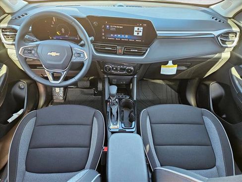 New 2026 Chevrolet TrailBlazer LT w/ Convenience Package image 19