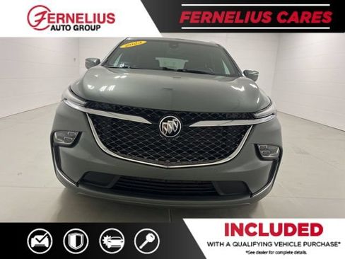 Used 2023 Buick Enclave Avenir w/ Avenir Technology Package AWD/4WD image 2