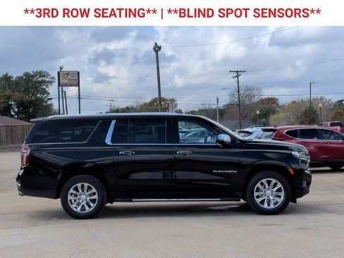 Used 2024 Chevrolet Suburban Premier image 10