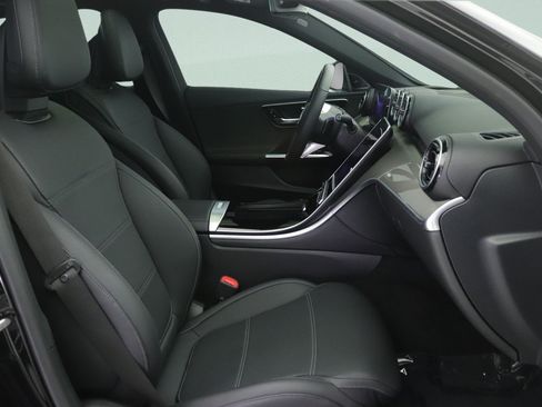 Certified 2024 Mercedes-Benz C 300 Sedan image 28