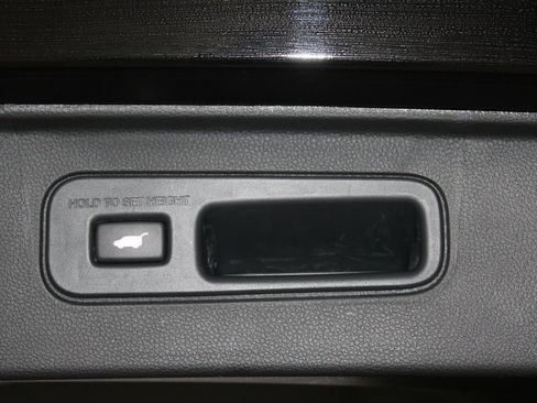 Used 2023 Honda Pilot Touring image 50