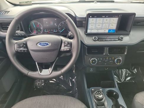 Certified 2023 Ford Maverick XLT w/ XLT Luxury Package image 4