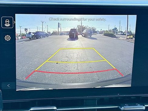 Used 2025 Hyundai Kona SEL FWD image 13