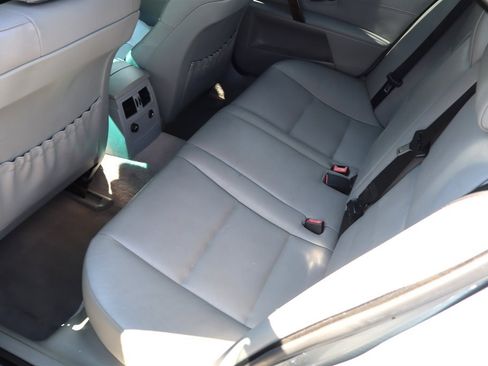 Used 2004 BMW 530i Sedan RWD image 19