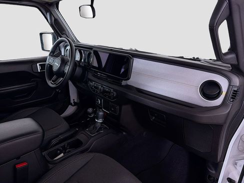 Used 2024 Jeep Wrangler Sport image 17