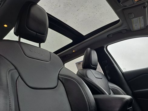 Used 2023 Jeep Cherokee Altitude Lux w/ Lux Elite Package image 17