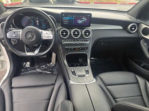 Used 2022 Mercedes-Benz GLC 300 4MATIC image 23