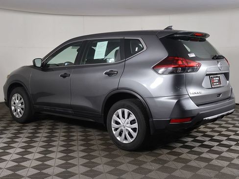 Used 2019 Nissan Rogue S AWD/4WD image 6