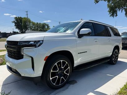 Used 2023 Chevrolet Suburban RST w/ Sport Performance Package