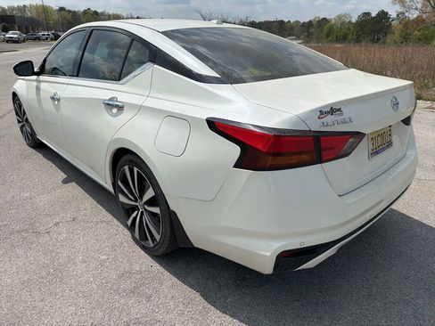 Used 2019 Nissan Altima 2.5 Platinum image 8