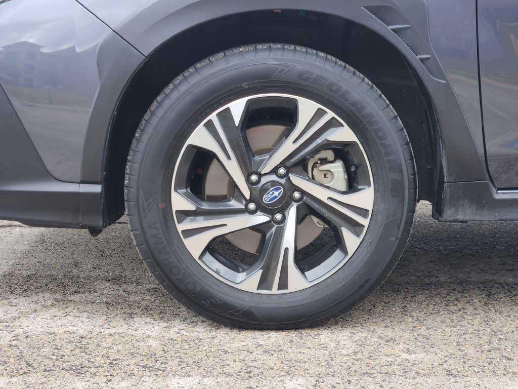 Certified 2025 Subaru Crosstrek 2.5i Premium AWD/4WD image 8