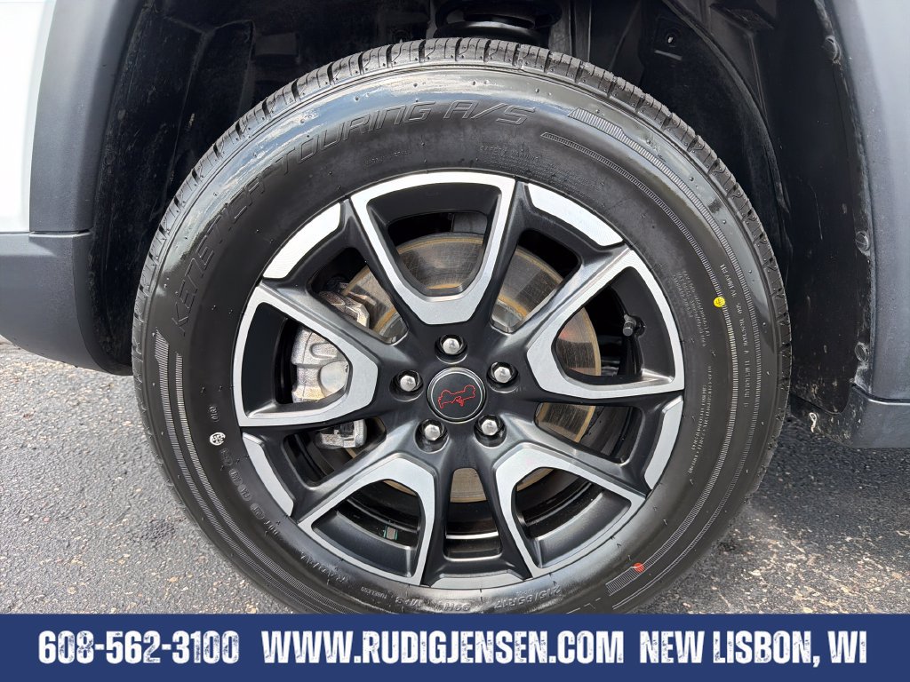 Used 2025 Jeep Compass Trailhawk AWD/4WD image 25
