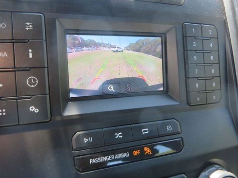 Used 2018 Ford F150 XL w/ Equipment Group 101A Mid AWD/4WD image 23