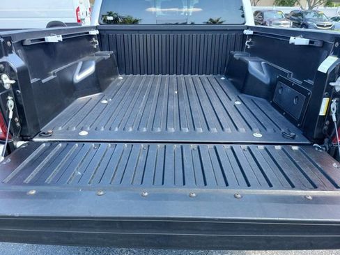 Certified 2022 Toyota Tacoma SR5 w/ Technology Package AWD/4WD image 6