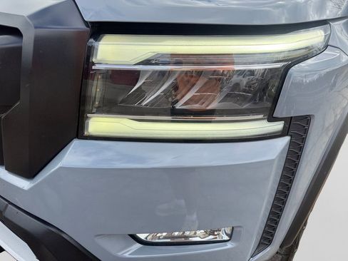 Used 2023 Nissan Frontier PRO-4X w/ Pro Convenience Package image 22