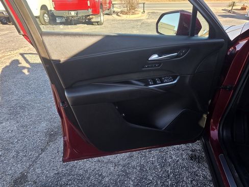 Used 2019 Cadillac XT4 Sport image 10