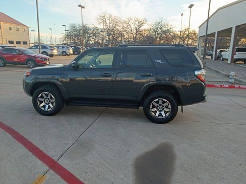 Used 2024 Toyota 4Runner TRD Off-Road image 11