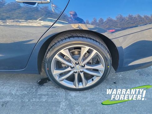 Used 2021 Chevrolet Malibu Premier image 22