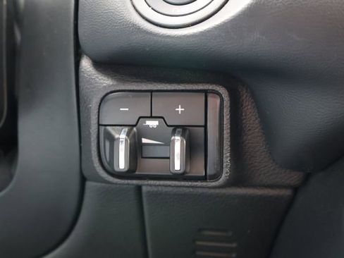 Used 2024 Dodge Durango GT image 19