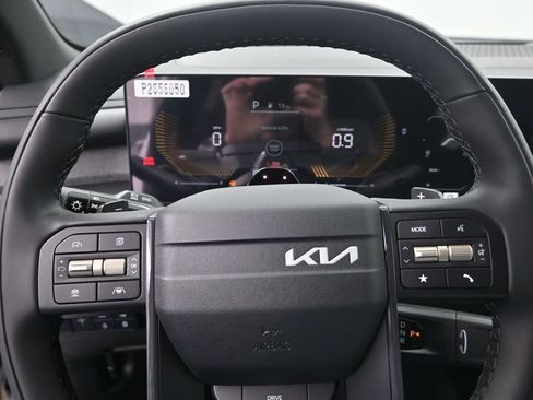 New 2027 Kia Telluride S image 16