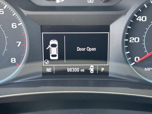 Used 2022 Chevrolet Malibu RS FWD image 28