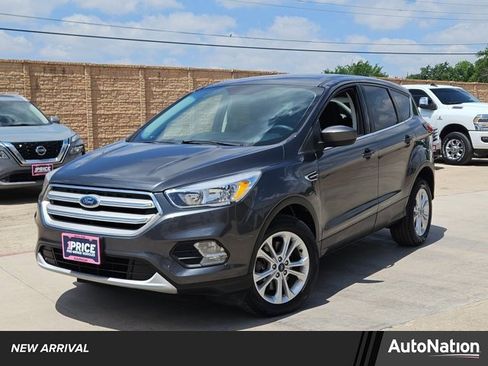 Used 2019 Ford Escape SE AWD/4WD image 1