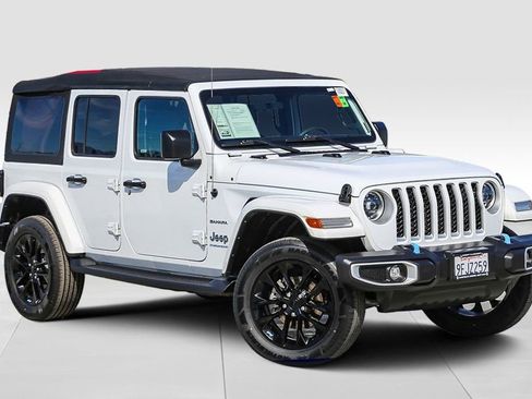Used 2023 Jeep Wrangler Unlimited Sahara image 2