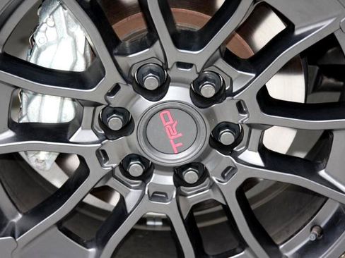 Used 2024 Toyota Sequoia Platinum w/ TRD Off-Road Package image 10