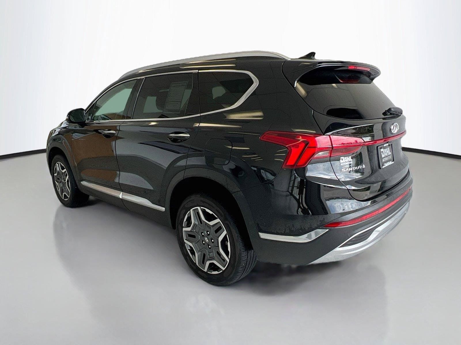 Used 2022 Hyundai Santa Fe Limited AWD/4WD image 10