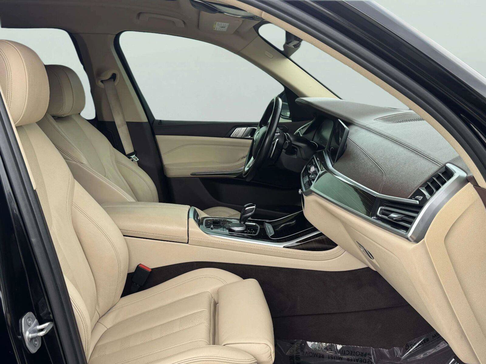 Used 2019 BMW X7 xDrive40i w/ Cold Weather Package AWD/4WD image 45