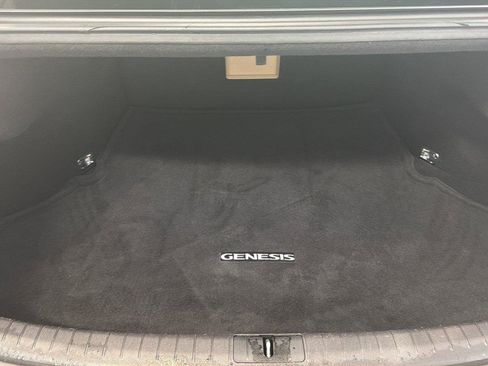 Used 2015 Hyundai Genesis 3.8 AWD/4WD image 12