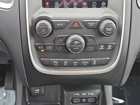 Used 2020 Dodge Durango SXT image 20