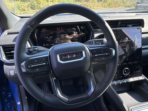 New 2026 GMC Terrain AT4 w/ LPO, Black Badging Package image 11