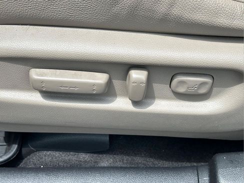 Used 2021 Honda Pilot Touring image 25