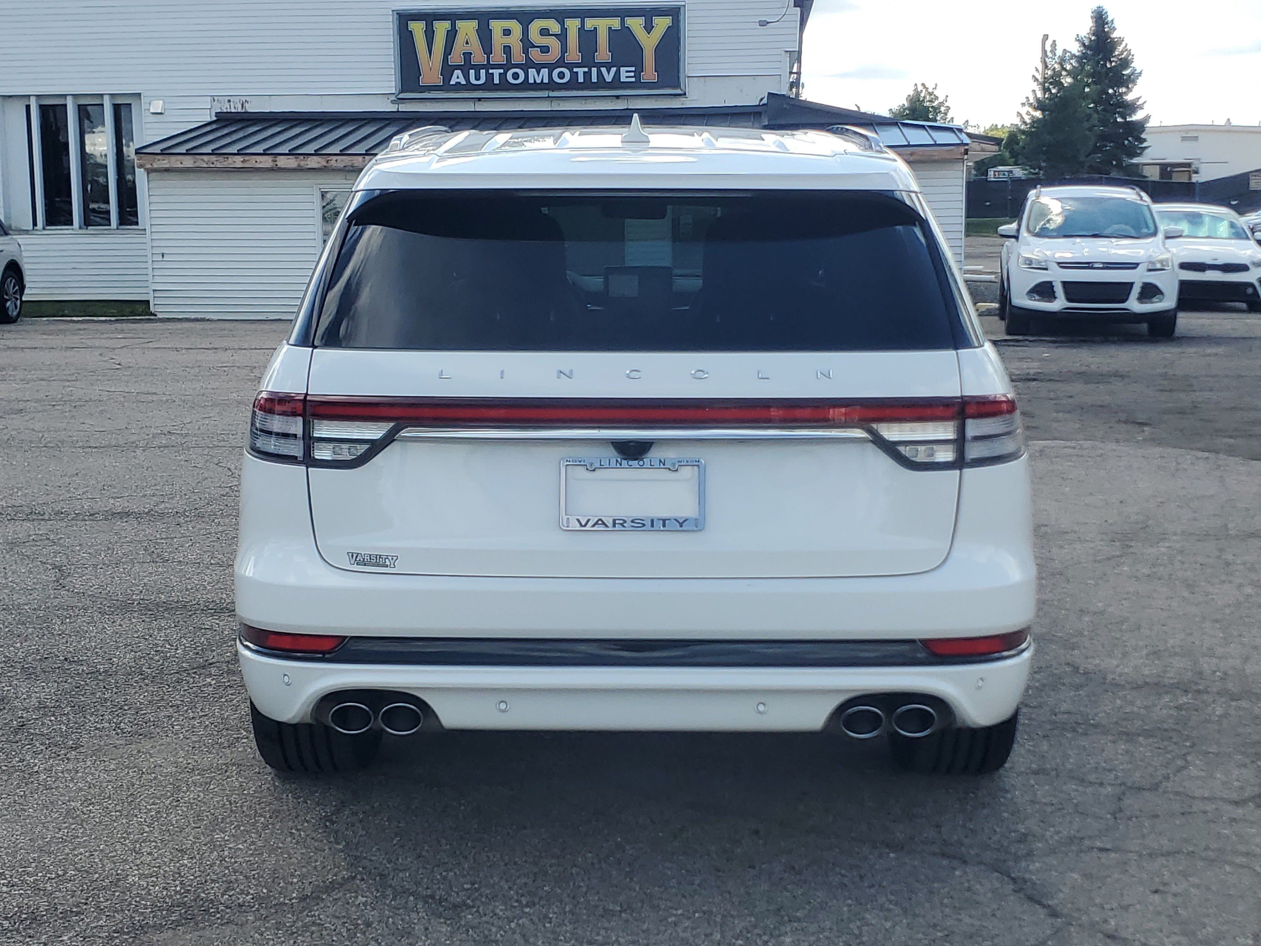 Used 2024 Lincoln Aviator Reserve w/ Equipment Group 201A AWD/4WD image 5
