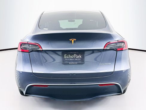 Used 2023 Tesla Model Y Long Range AWD/4WD image 7