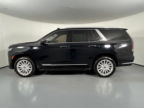 Used 2021 Cadillac Escalade Luxury AWD/4WD image 4