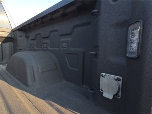 Used 2023 GMC Sierra 1500 Denali w/ Technology Package image 26