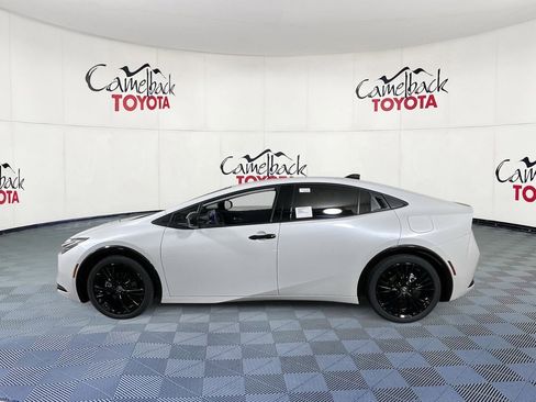 New 2026 Toyota Prius Plug-In Hybrid image 4