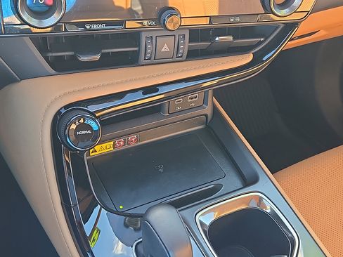 Certified 2025 Lexus NX 350 NX 350 Premium image 17