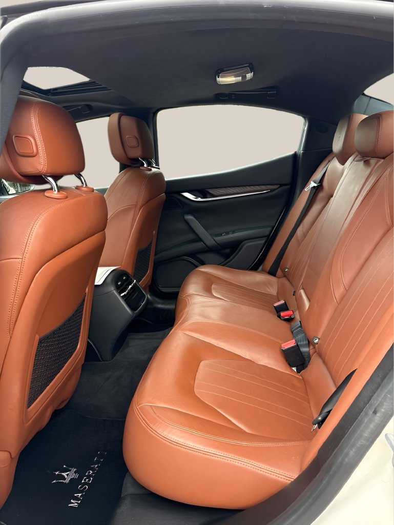 Used 2017 Maserati Ghibli RWD image 14