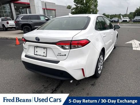 Used 2023 Toyota Corolla LE w/ Carpet Mat Package (TMS) FWD image 7
