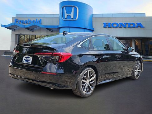 Certified 2024 Honda Civic Touring image 7