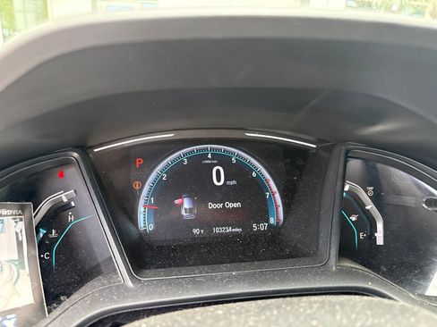 Used 2019 Honda Civic LX image 6