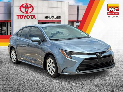 Certified 2025 Toyota Corolla LE FWD image 7