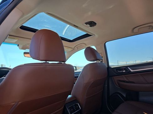 Used 2017 Subaru Outback 3.6R Touring image 30