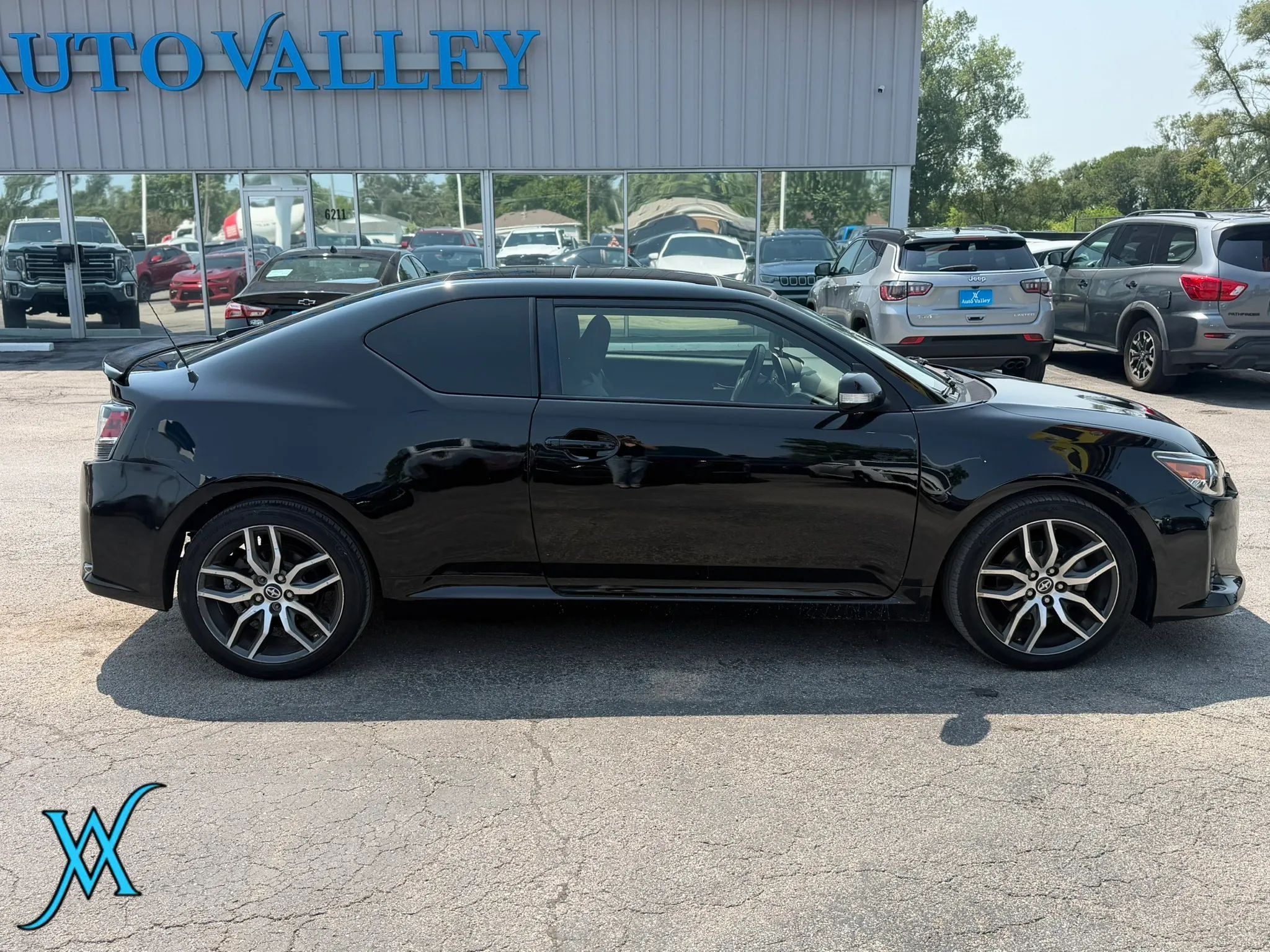 Used 2016 Scion tC FWD image 8