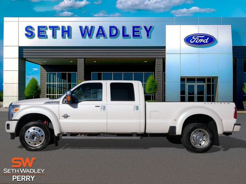 Used 2016 Ford F450 Platinum image 3
