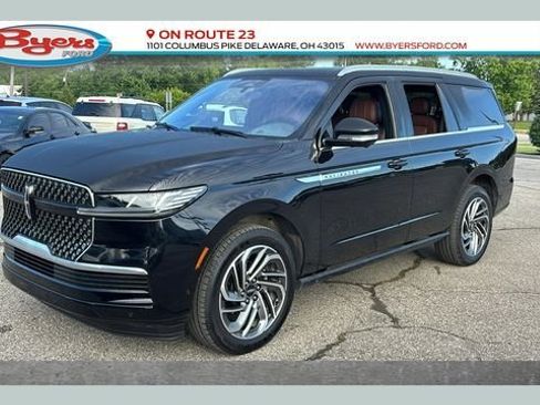 Used 2025 Lincoln Navigator Reserve AWD/4WD image 1