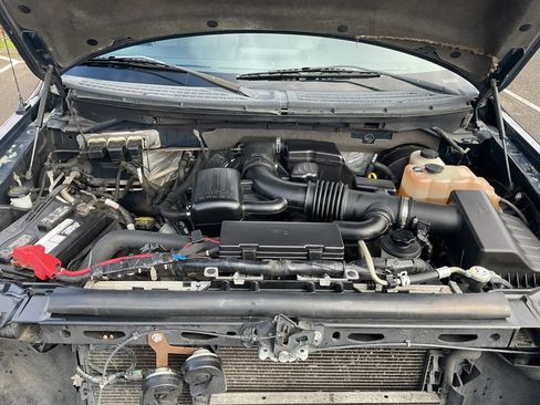 Used 2010 Ford F150 XLT RWD image 24